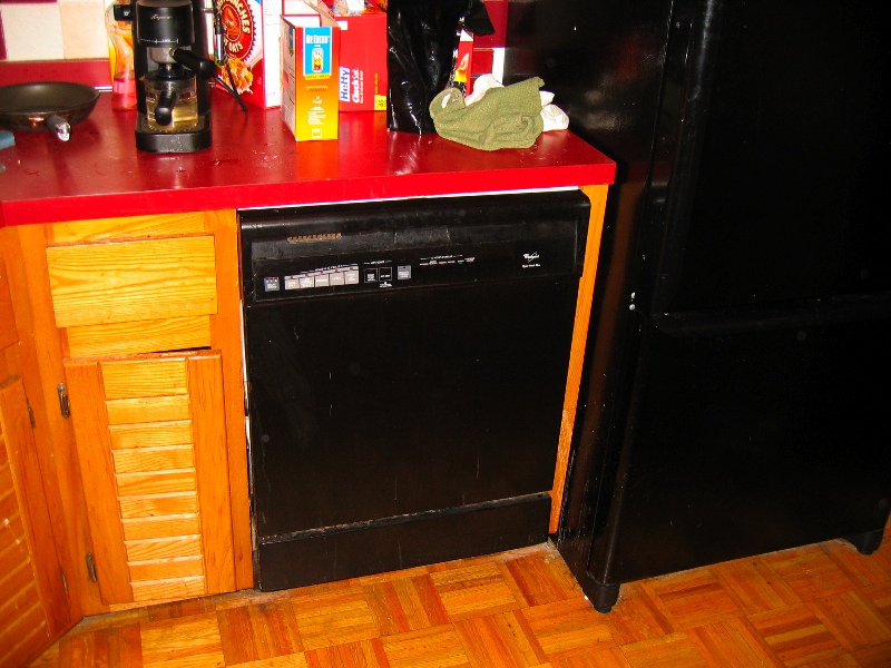 Full-sized dishwasher!