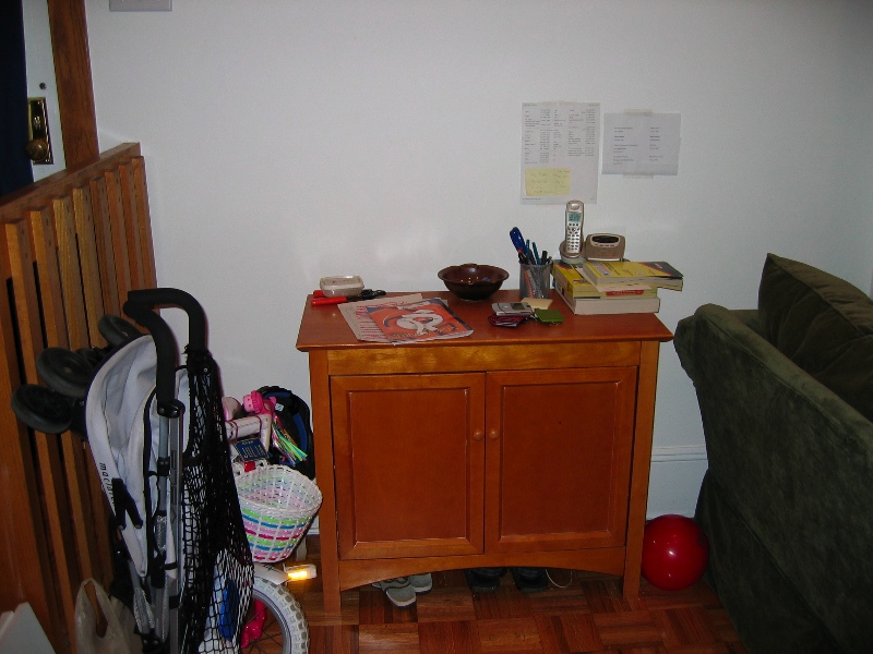 Living room, by entry