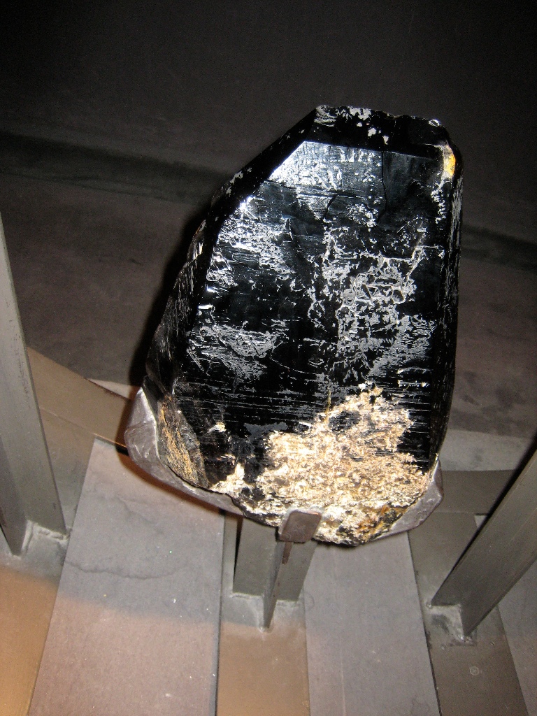 Gems & Minerals - 12