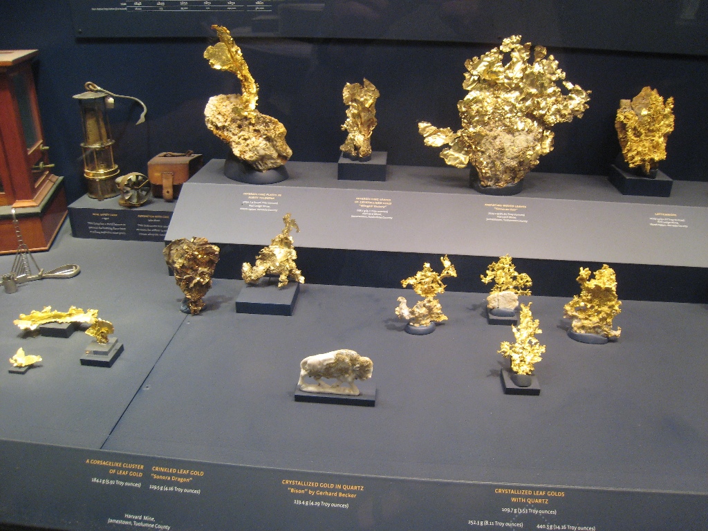 Gems & Minerals - 32