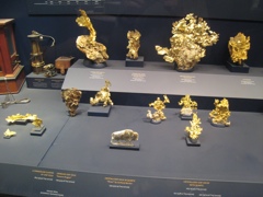 Gems & Minerals - 32