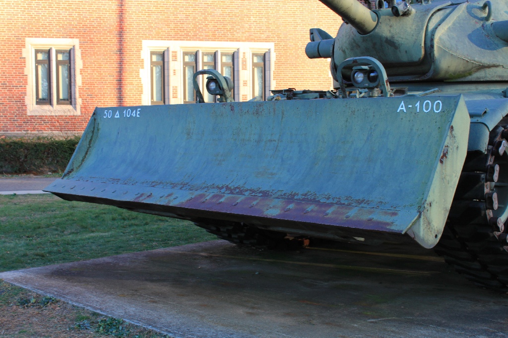 50 Δ 104E, A-100