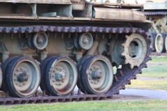 Treads: rear