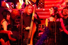 Bjorn in the catbird seat