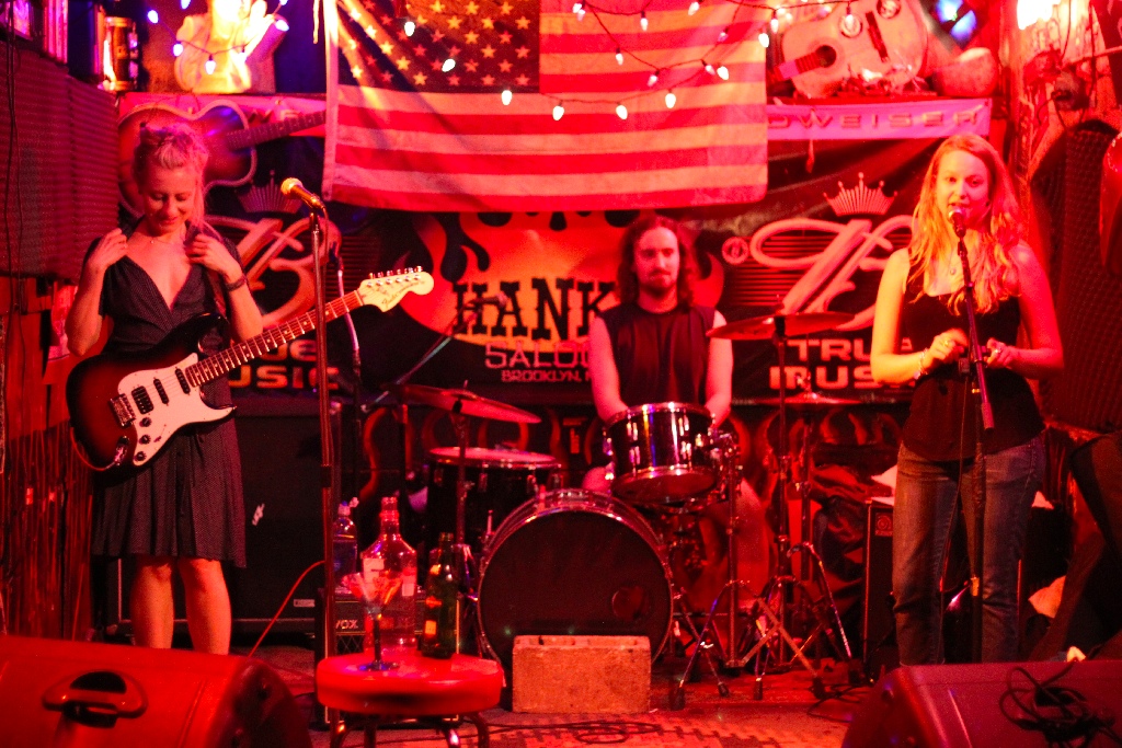 The Lion, the Kitten, & the Cougar - 05