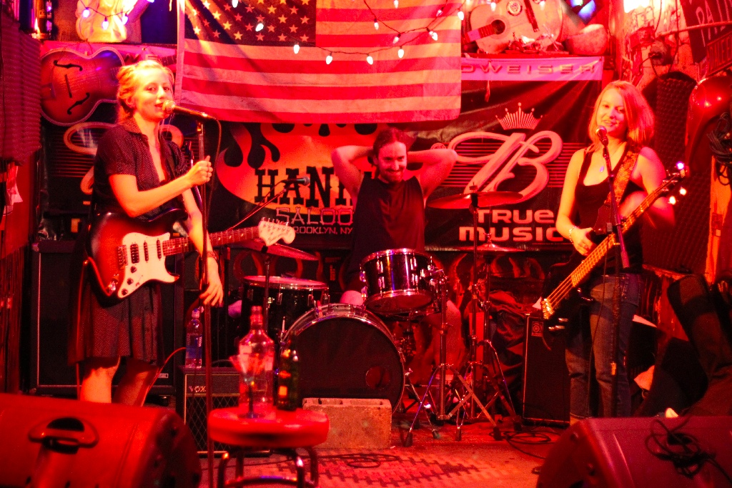 The Lion, the Kitten, & the Cougar - 07